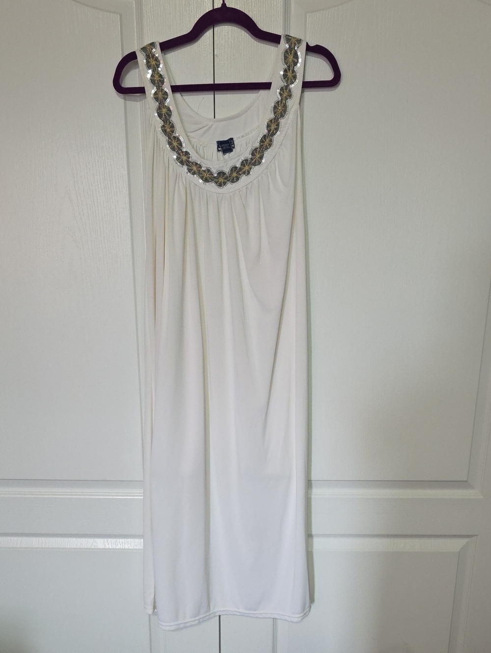 UNITI Stretch White Embellished Maxi Dress